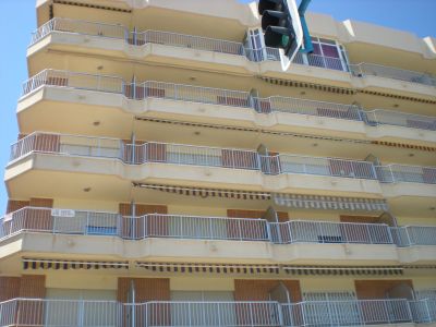 Flat in Torrevieja, Spain, 45 sq.m - picture 1