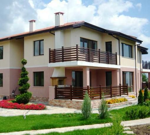 Maison à Varna, Bulgarie, 247 m2 - image 1