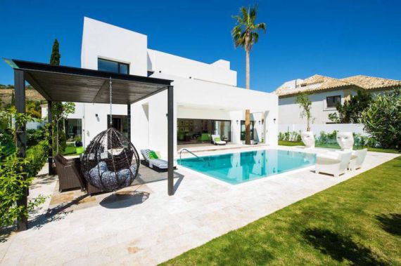 Villa in Marbella, Spanien, 342 m2 - Foto 1