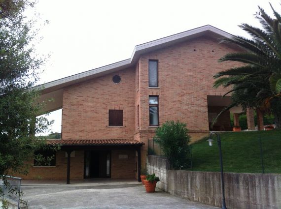 Villa in Mutignano, Italien, 660 m2 - Foto 1