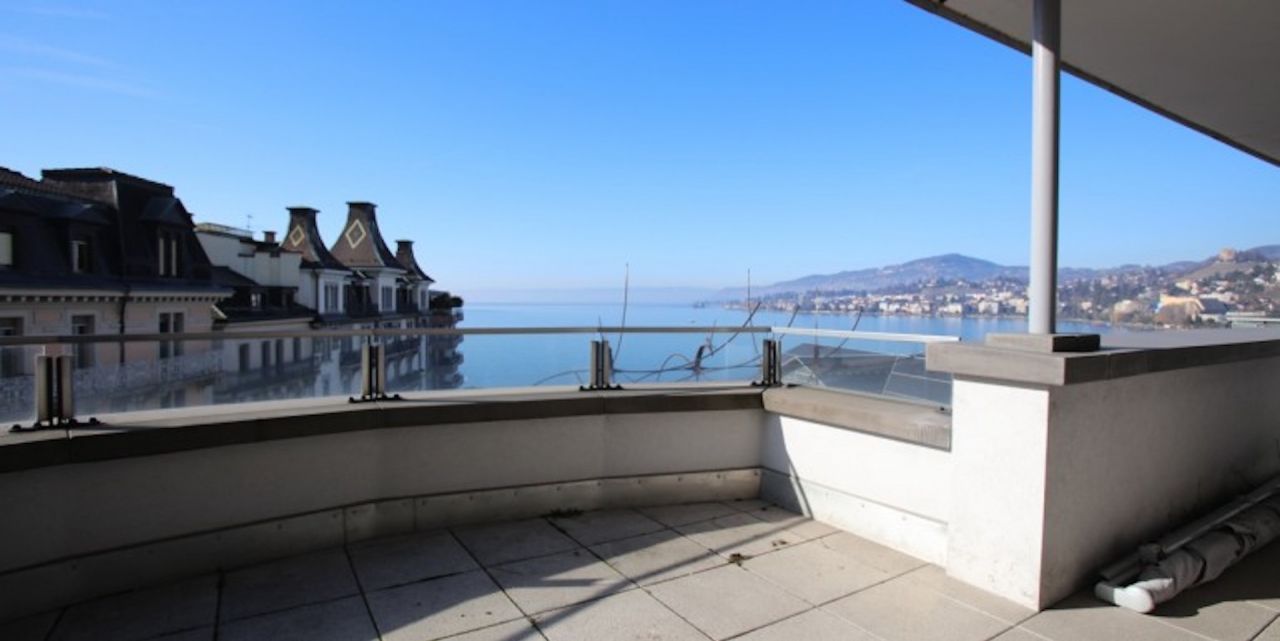 Flat in Montreux, Switzerland, 130 sq.m - picture 1