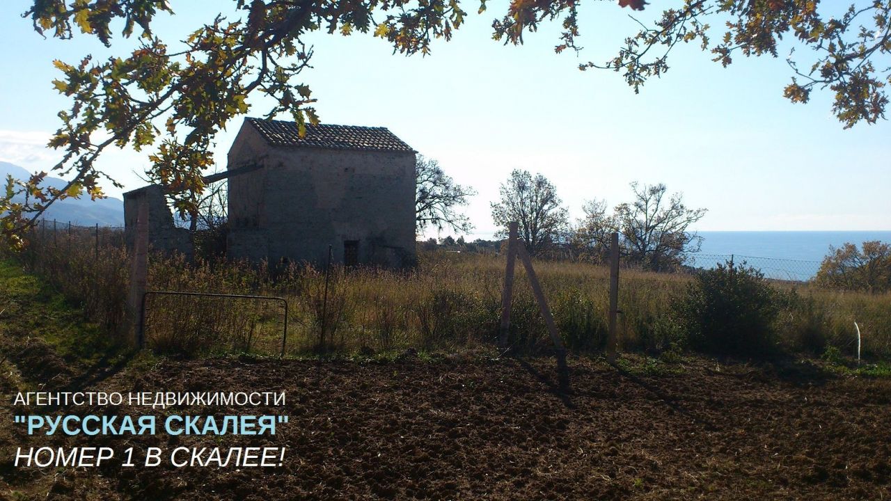 Land in Scalea, Italy, 4 000 sq.m - picture 1