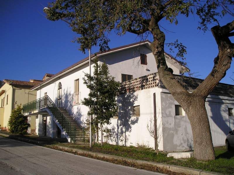 Maison à Corvara, Italie, 170 m2 - image 1