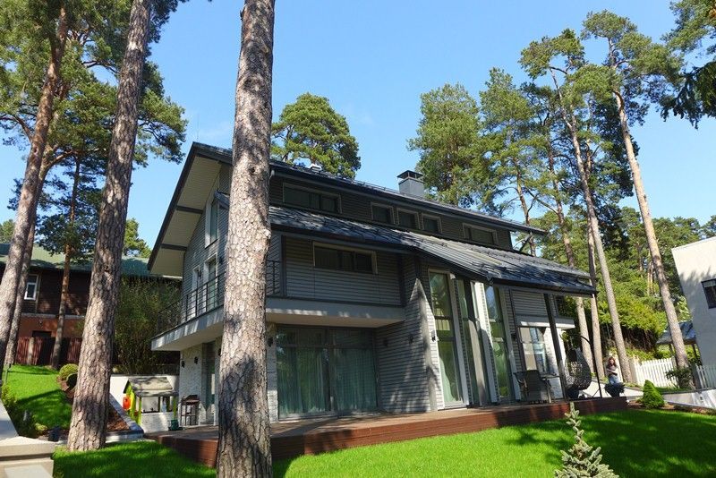 House in Jurmala, Latvia, 360 sq.m - picture 1
