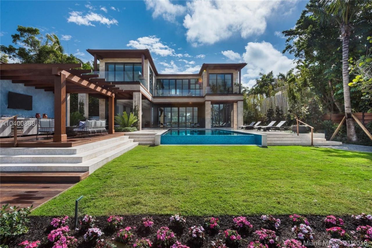 Villa en Miami Beach, Estados Unidos, 1 000 m2 - imagen 1