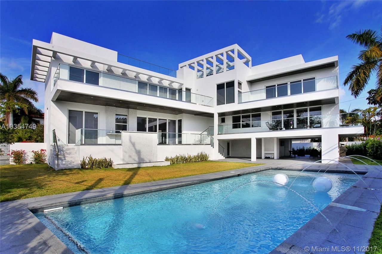 Casa en Miami, Estados Unidos, 560 m2 - imagen 1