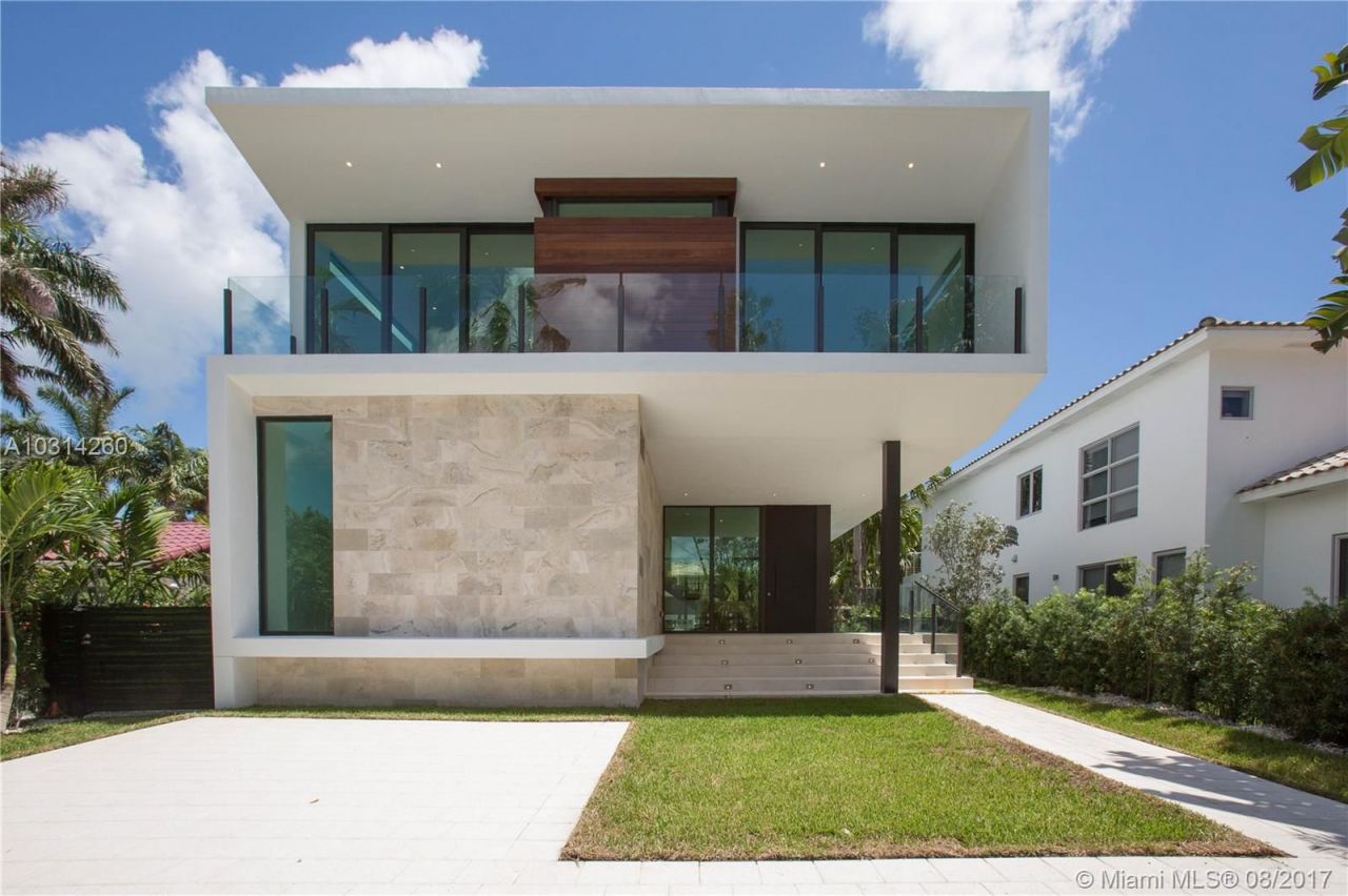 Haus in Miami, USA, 330 m2 - Foto 1