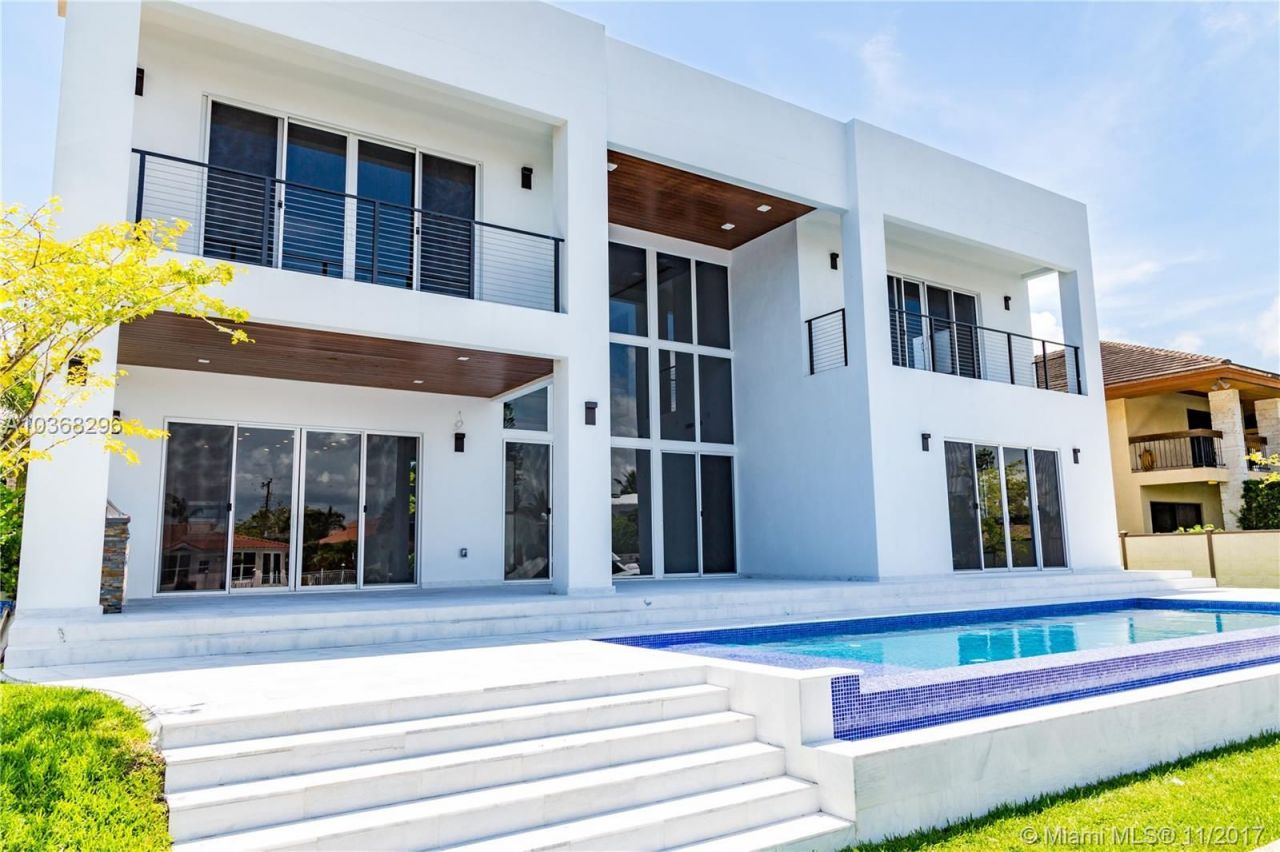 Casa en Miami, Estados Unidos, 460 m2 - imagen 1