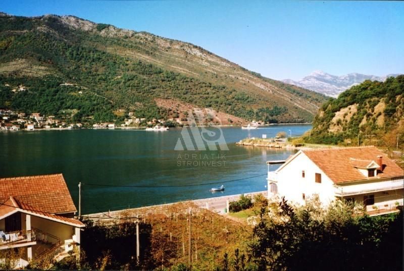 Grundstück in Lepetane, Montenegro, 407 m2 - Foto 1