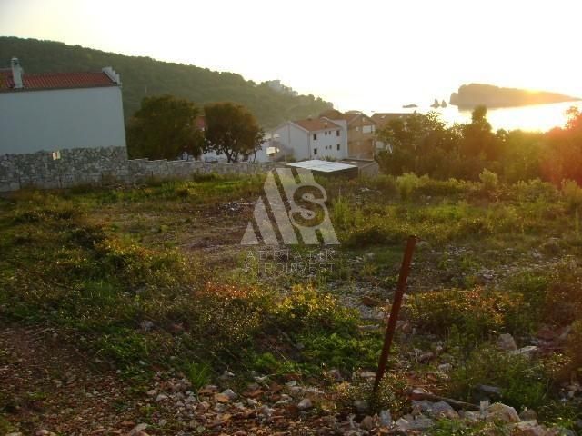 Land in Utjeha, Montenegro, 700 sq.m - picture 1