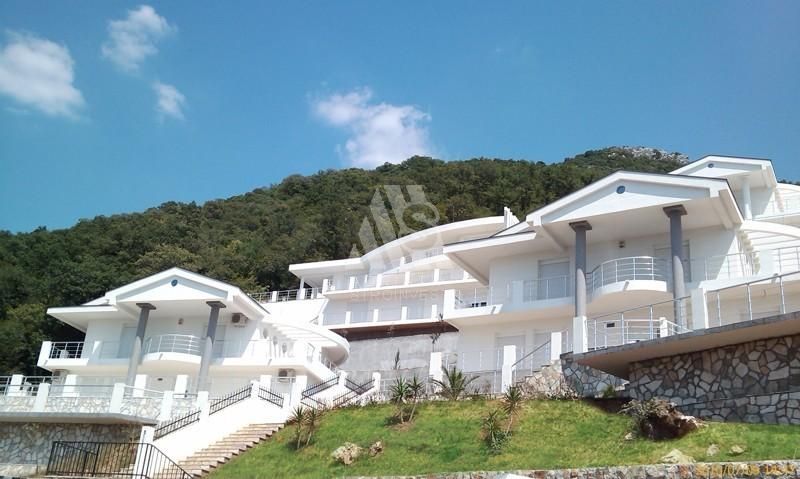 Villa in Bar, Montenegro, 366 sq.m - picture 1