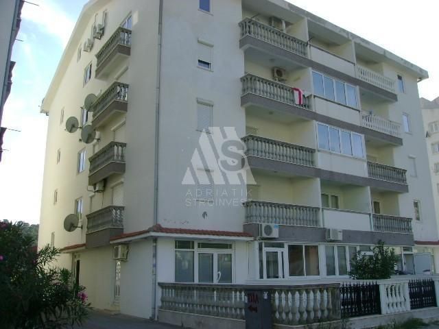 Appartement à Sutomore, Monténégro, 68 m2 - image 1