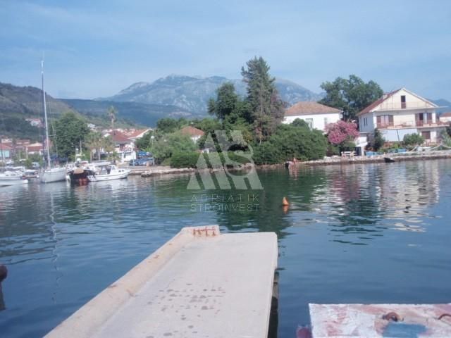 House in Tivat, Montenegro, 186 sq.m - picture 1