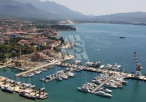 Flat in Tivat, Montenegro, 119 sq.m - picture 1
