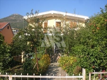 House in Bar, Montenegro, 136 sq.m - picture 1
