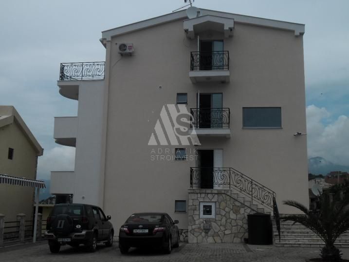 House in Vidicovac, Montenegro, 500 sq.m - picture 1