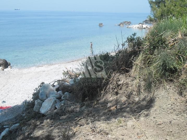 Land in Bar, Montenegro, 350 sq.m - picture 1