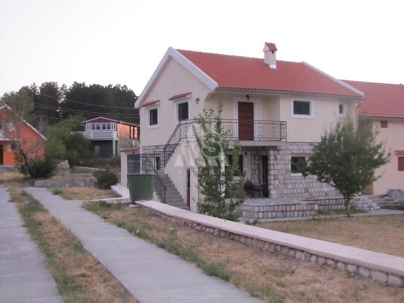 House in Danilovgrad, Montenegro, 180 sq.m - picture 1