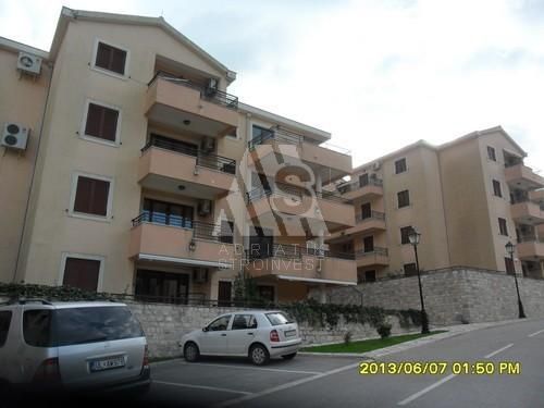 Wohnung in Risan, Montenegro, 56 m2 - Foto 1