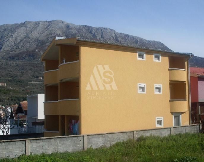 Casa en Dobra Voda, Montenegro, 350 m² - imagen 1