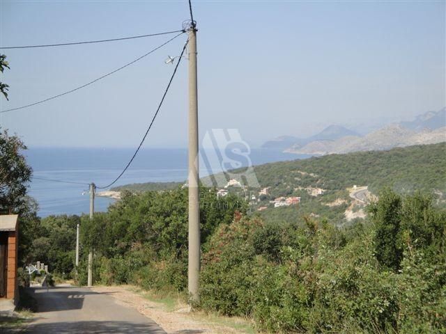 Land in Utjeha, Montenegro, 250 sq.m - picture 1