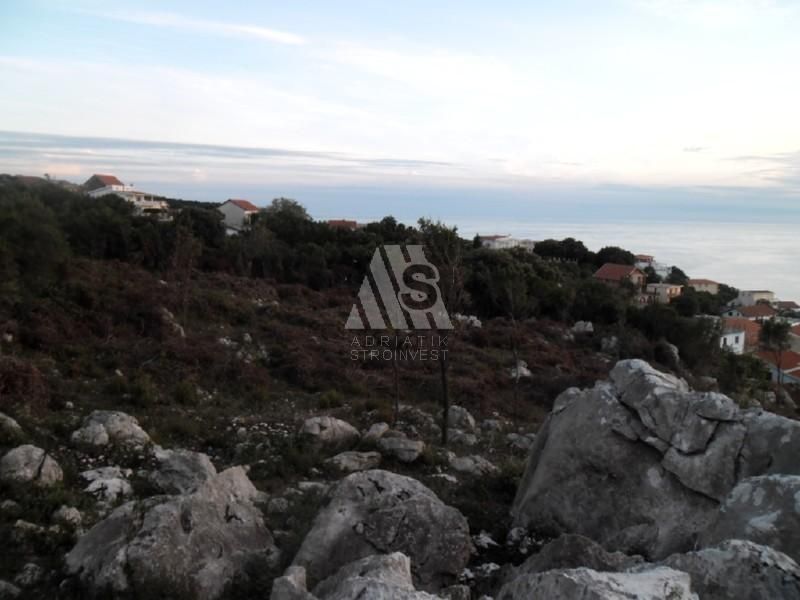 Land in Utjeha, Montenegro, 3 000 sq.m - picture 1