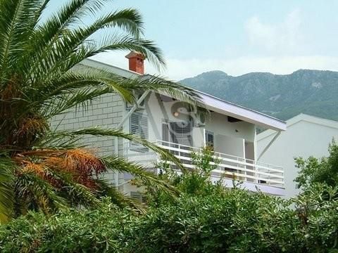 House in Becici, Montenegro, 200 sq.m - picture 1
