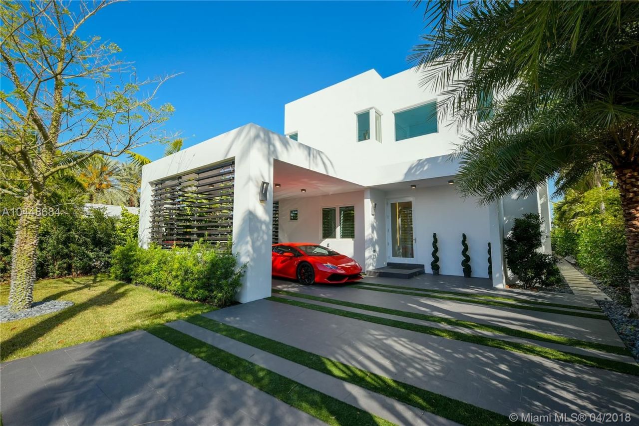 Villa en Miami, Estados Unidos, 450 m2 - imagen 1