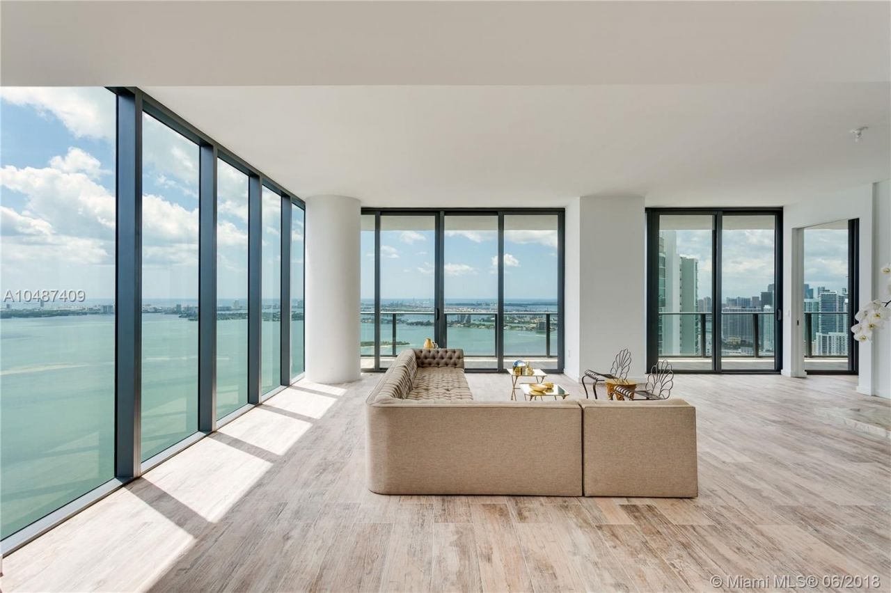 Penthouse à Miami, États-Unis, 300 m² - image 1