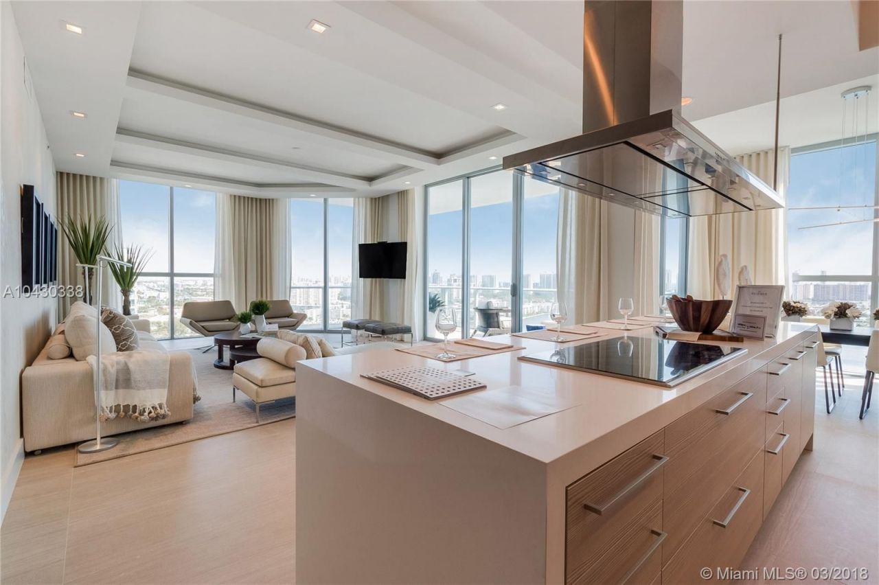 Penthouse in Miami, USA, 230 m2 - Foto 1