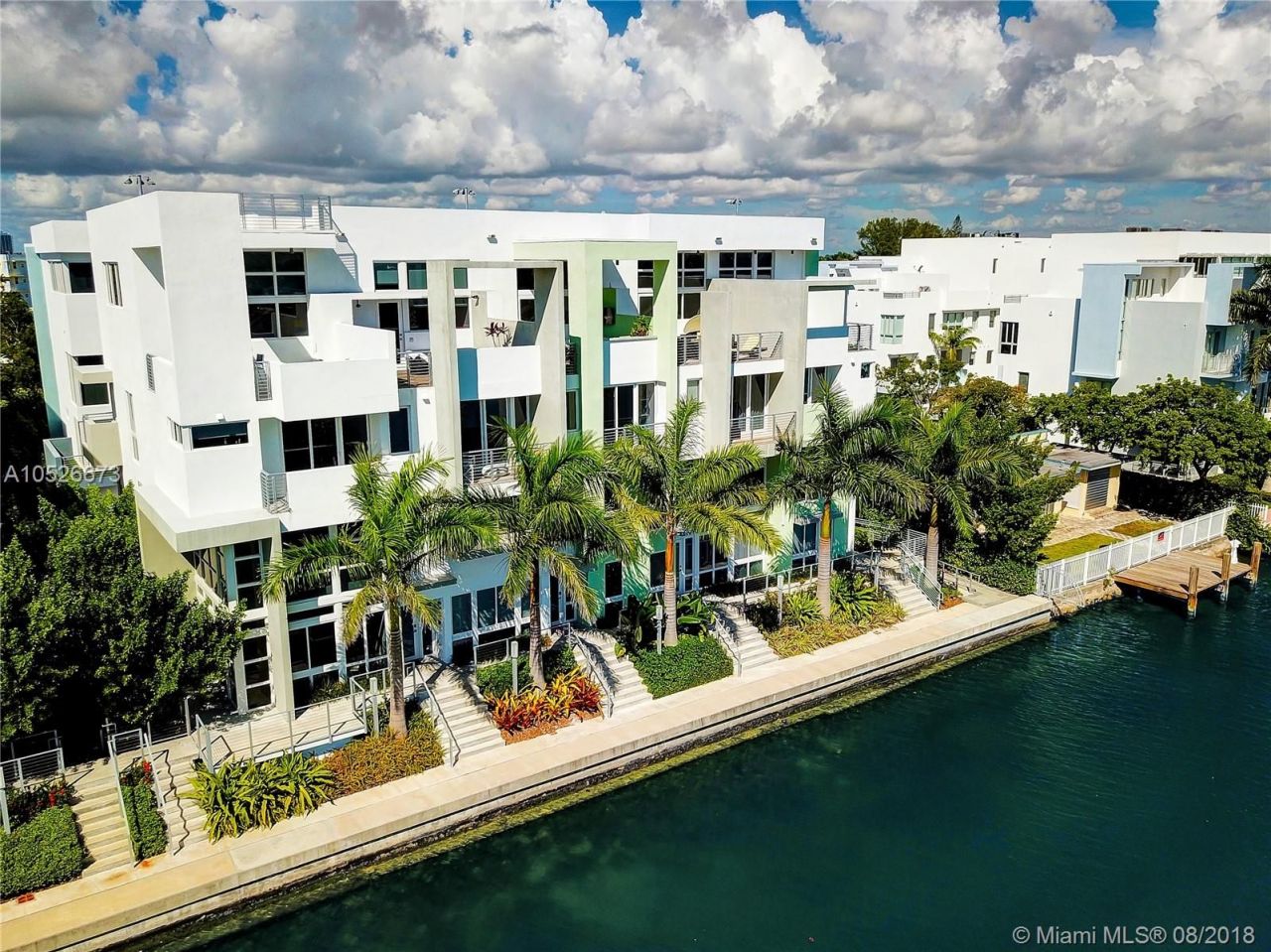 Stadthaus in Miami, USA, 240 m2 - Foto 1