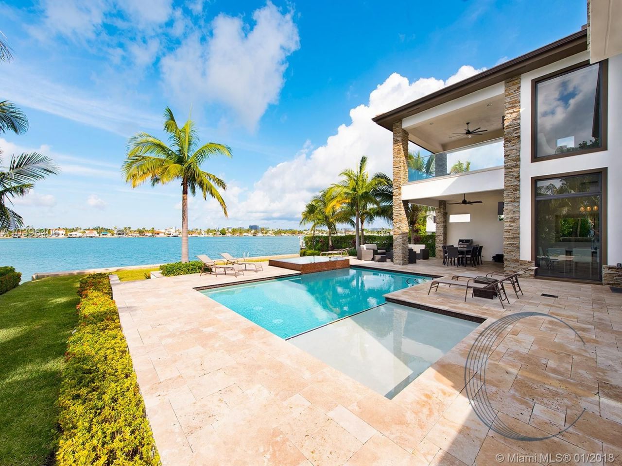 Villa en Miami, Estados Unidos, 400 m2 - imagen 1