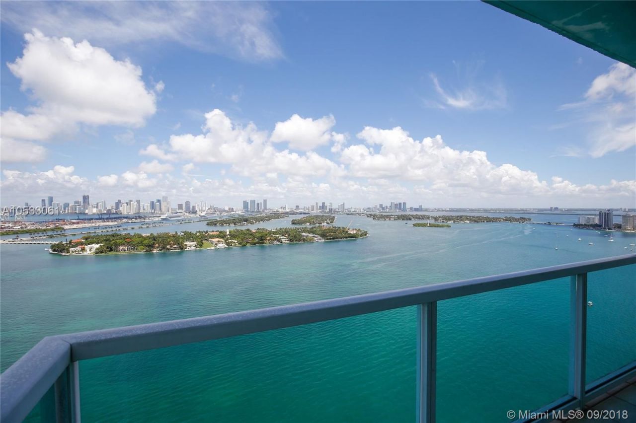 Penthouse in Miami, USA, 140 sq.m - picture 1