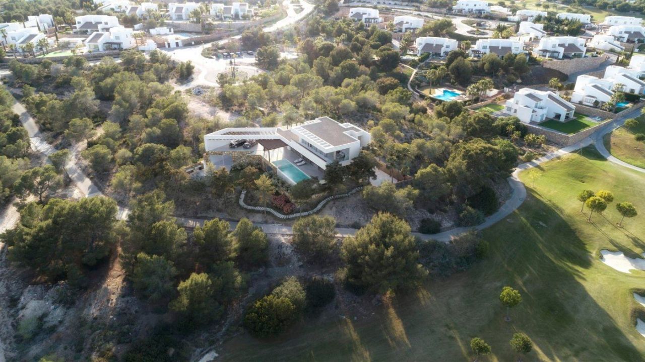 Villa in Orihuela Costa, Spain, 570 sq.m - picture 1