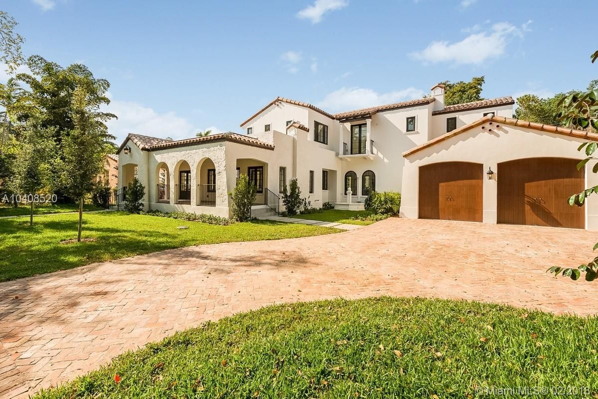 Villa en Miami, Estados Unidos, 499 m2 - imagen 1