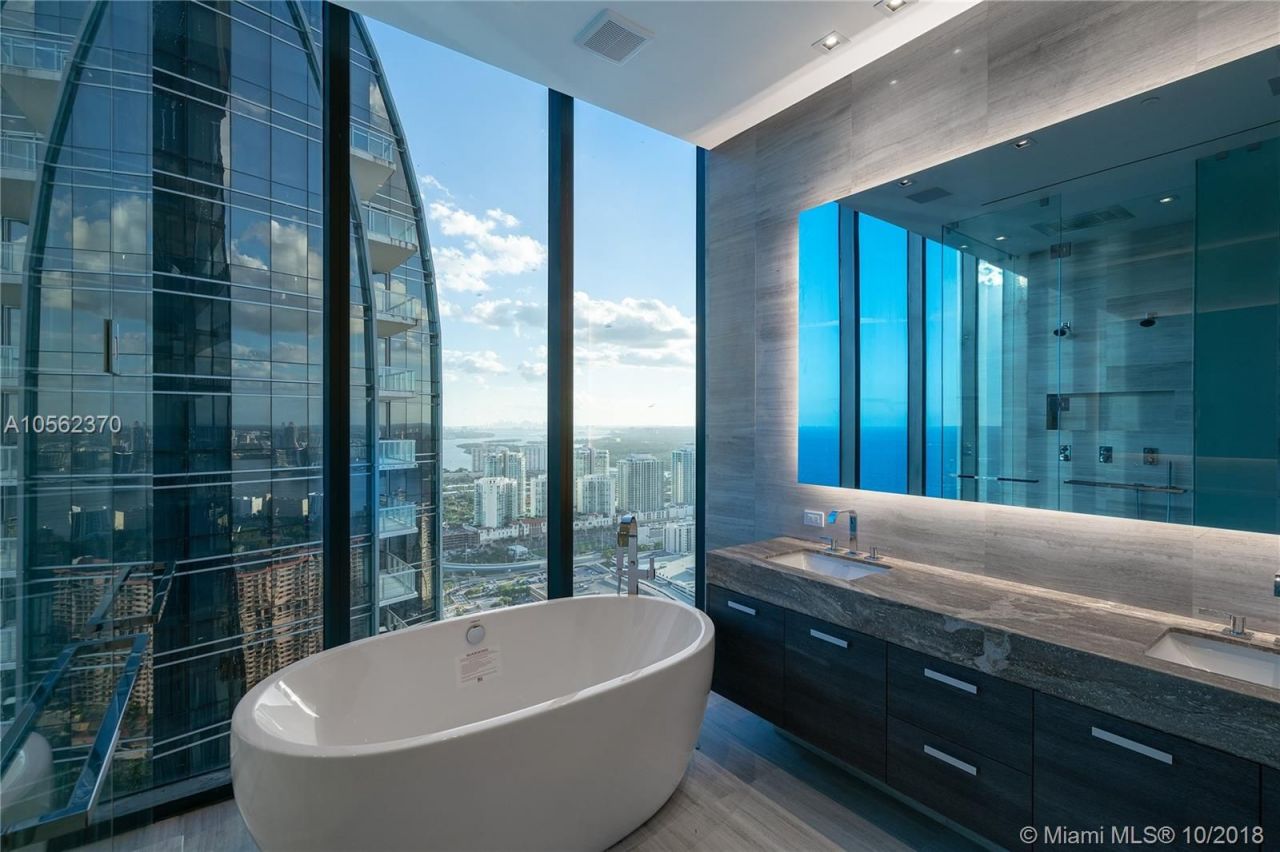 Apartment in Miami, USA, 230 m2 - Foto 1