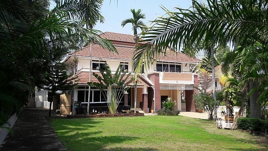 House in Pattaya, Thailand, 415 sq.m - picture 1