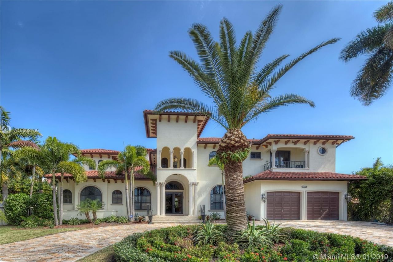 Villa en Miami, Estados Unidos, 540 m2 - imagen 1