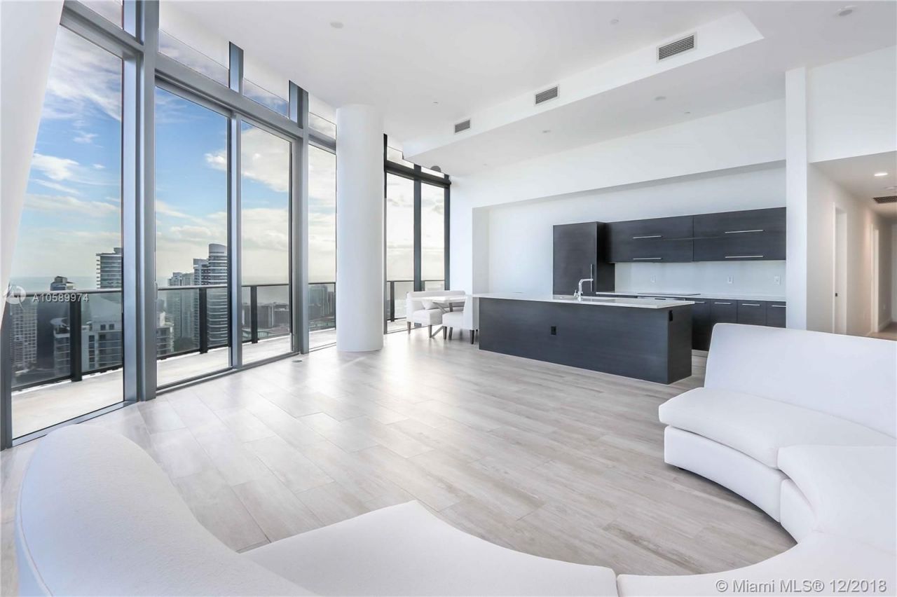 Penthouse à Miami, États-Unis, 210 m² - image 1