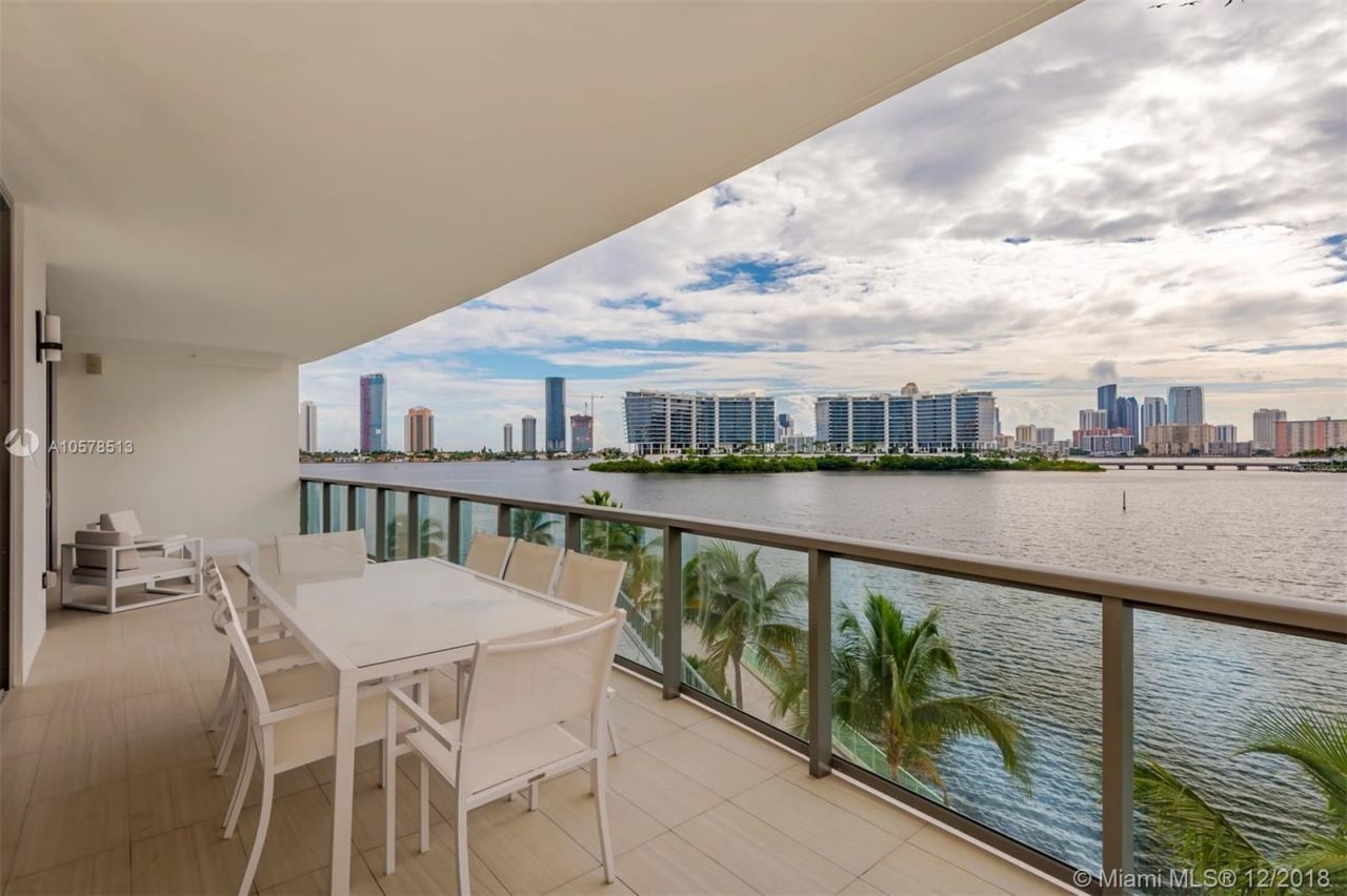 Wohnung in Miami, USA, 270 m2 - Foto 1