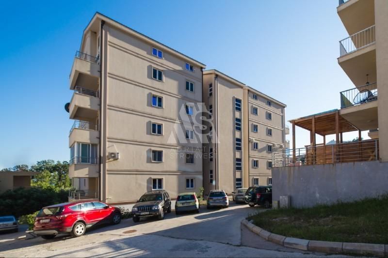 Appartement à Petrovac, Monténégro, 119 m2 - image 1