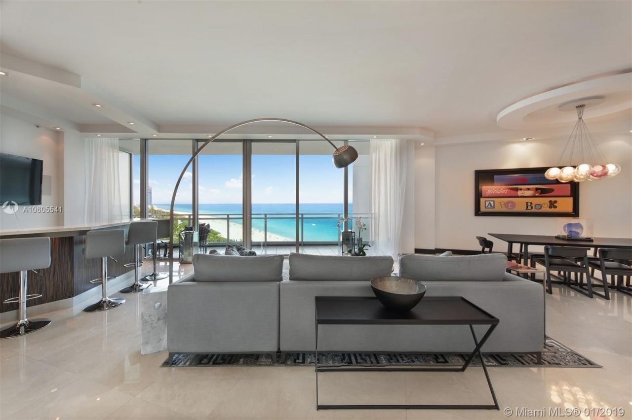 Appartement à Miami, États-Unis, 300 m2 - image 1