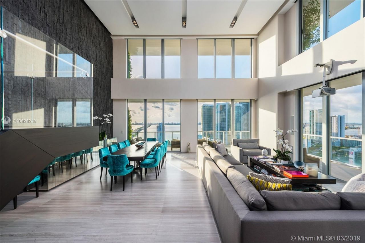 Penthouse in Miami, USA, 370 sq.m - picture 1