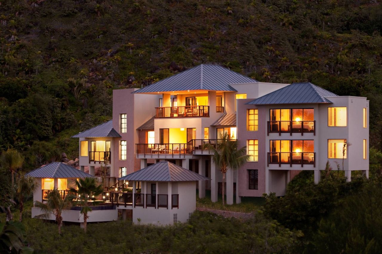 Villa in Praslin, Seychelles, 550 sq.m - picture 1