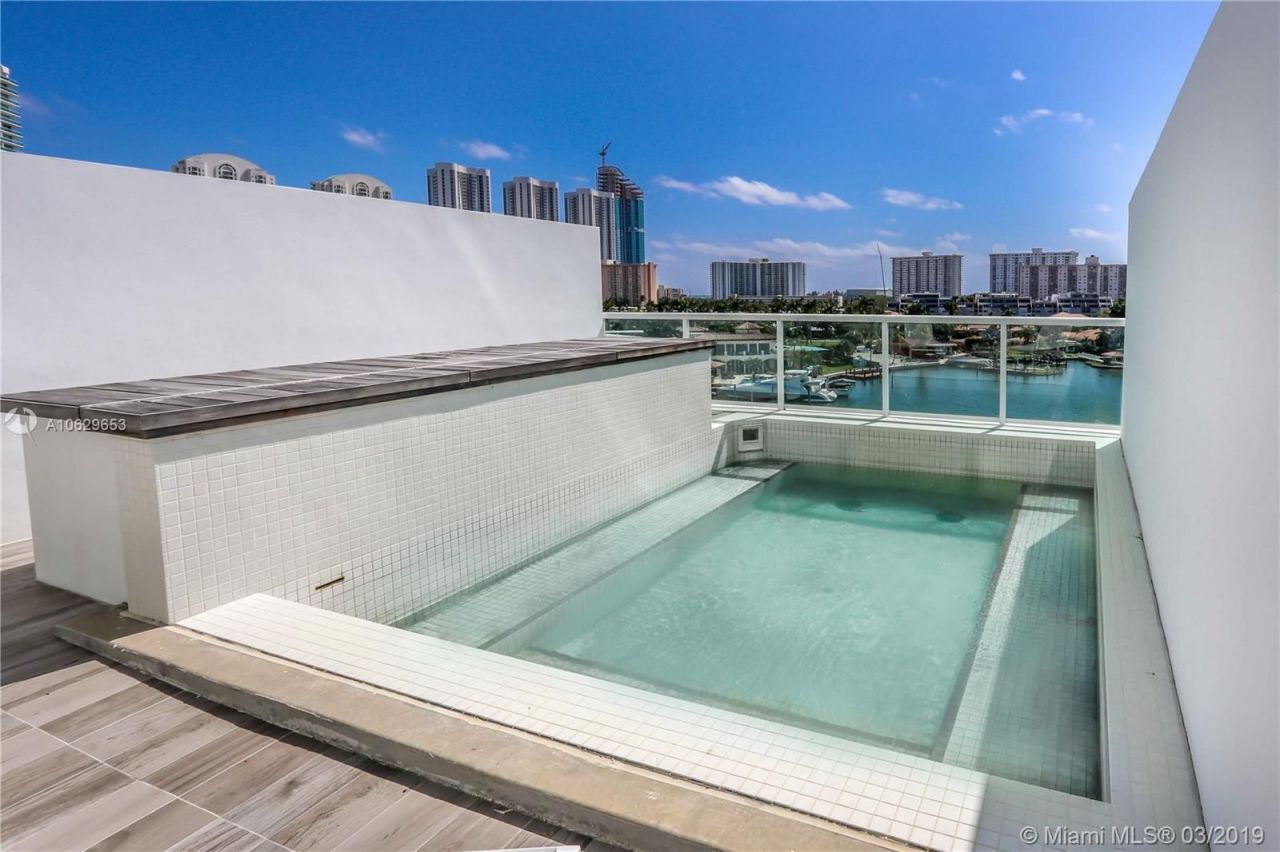 Wohnung in Miami, USA, 160 m2 - Foto 1