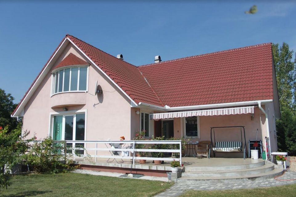 Maison à Velence, Hongrie, 530 m2 - image 1