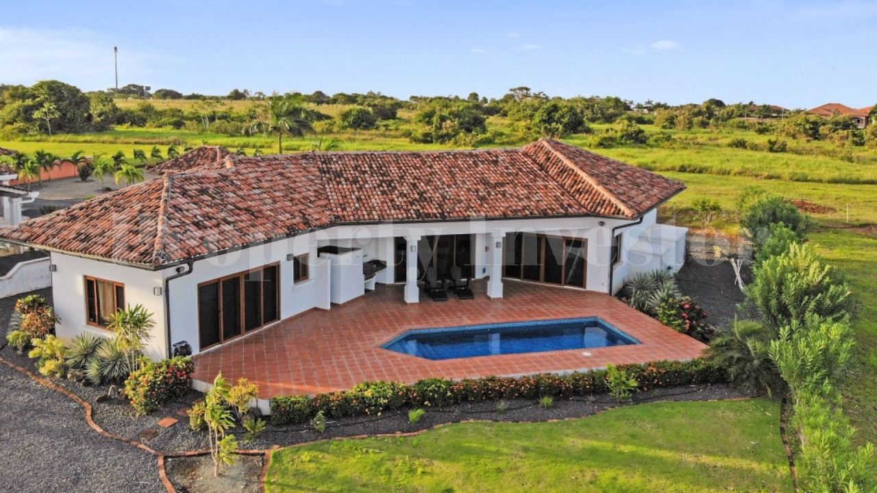 Villa Kosta Pedasi, Panama, 348 m2 - Foto 1
