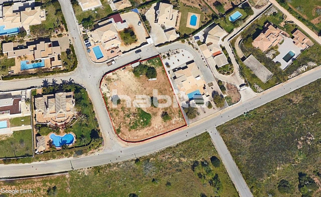 Land in Lagos, Portugal, 2 700 sq.m - picture 1