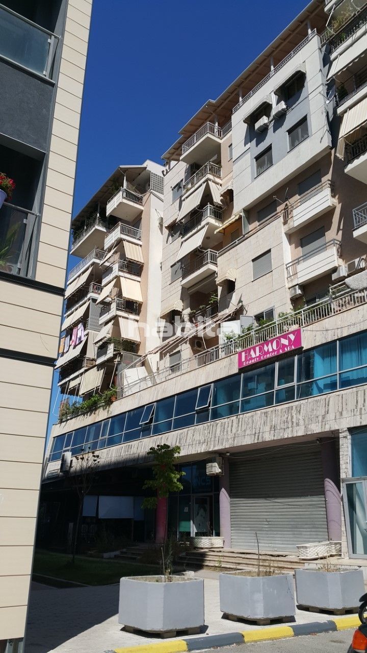 Cafe, restaurant in Tirana, Albania, 115 sq.m - picture 1