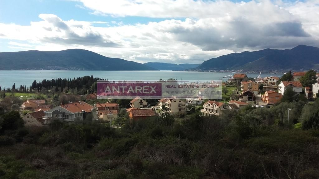 Terreno en Tivat, Montenegro - imagen 1